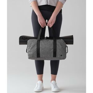 Lululemon Fast Track Duffel 19L White Black Print Gym Duffle Bag Workout Zipper